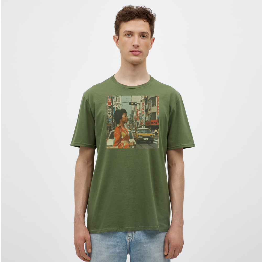 Yumi Sakamoto, T-shirt herr - Militärgrön