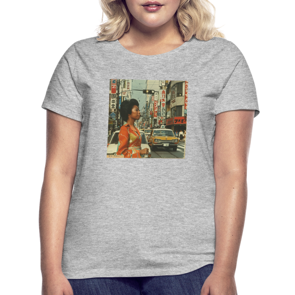 Yumi Sakamoto, T-shirt dam - gråmelerad