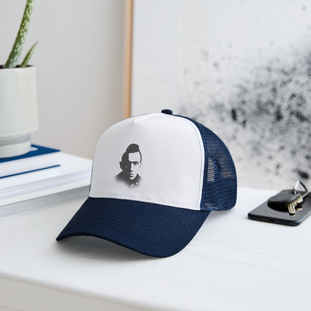 Stencil of Rebellion, Trucker Cap - vit/marinblå
