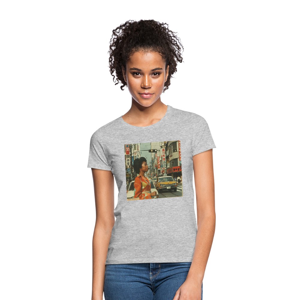 Yumi Sakamoto, T-shirt dam - gråmelerad