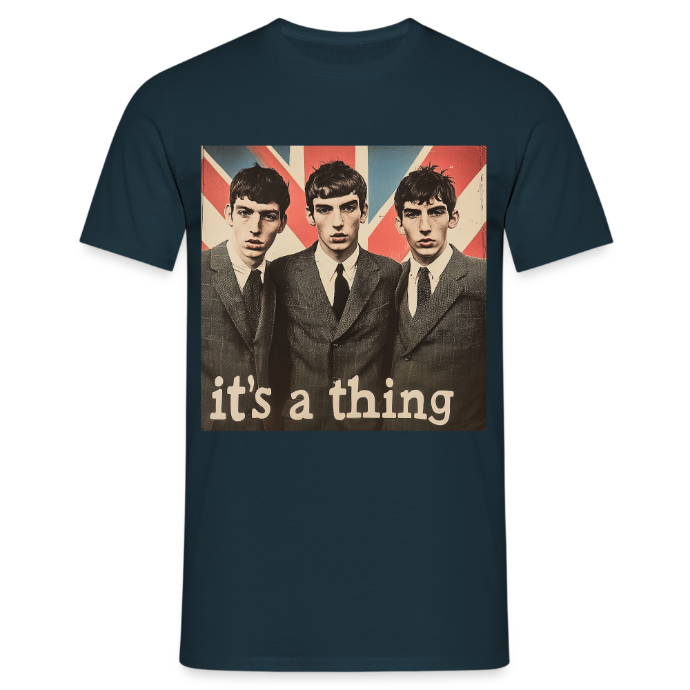 British, Bold & Unapologetic, T-shirt herr - marinblå