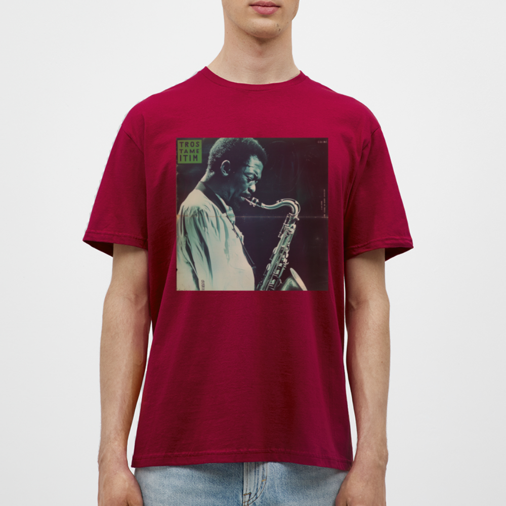Gåtfull figur i jazzens underground, T-shirt herr - tegelröd