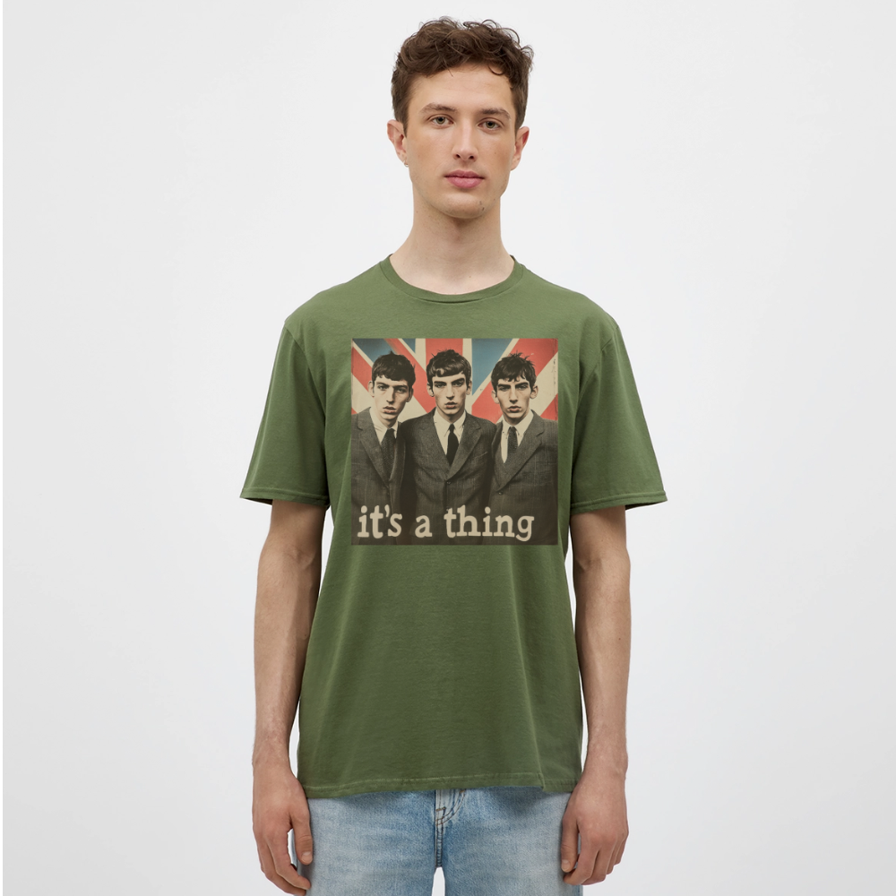 British, Bold & Unapologetic, T-shirt herr - Militärgrön