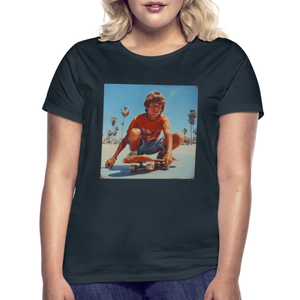 Sunset Vibes, 70s Style, T-shirt dam - marinblå