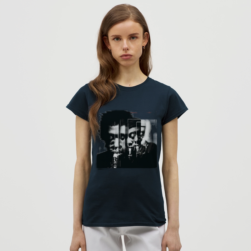 Between Breaths, T-shirt dam - marinblå