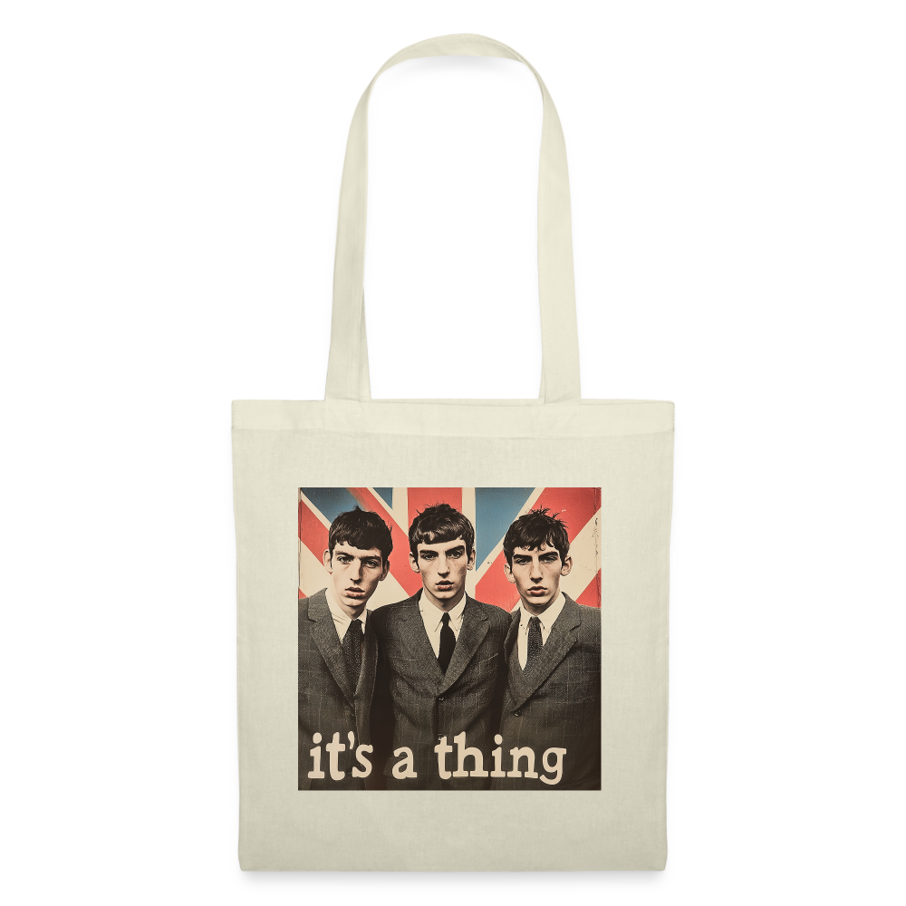 British, Bold & Unapologetic, Tygväska - natur