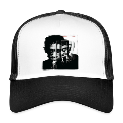 Between Breaths, Trucker Cap - vit/svart