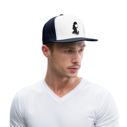 Stencil of Rebellion, Trucker Cap - vit/marinblå
