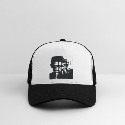 Between Breaths, Trucker Cap - vit/svart