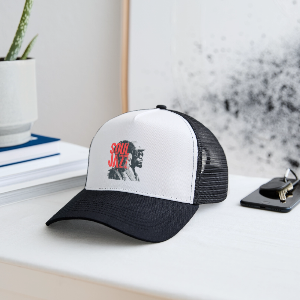 The Essence of Soul Jazz, Trucker Cap - vit/svart