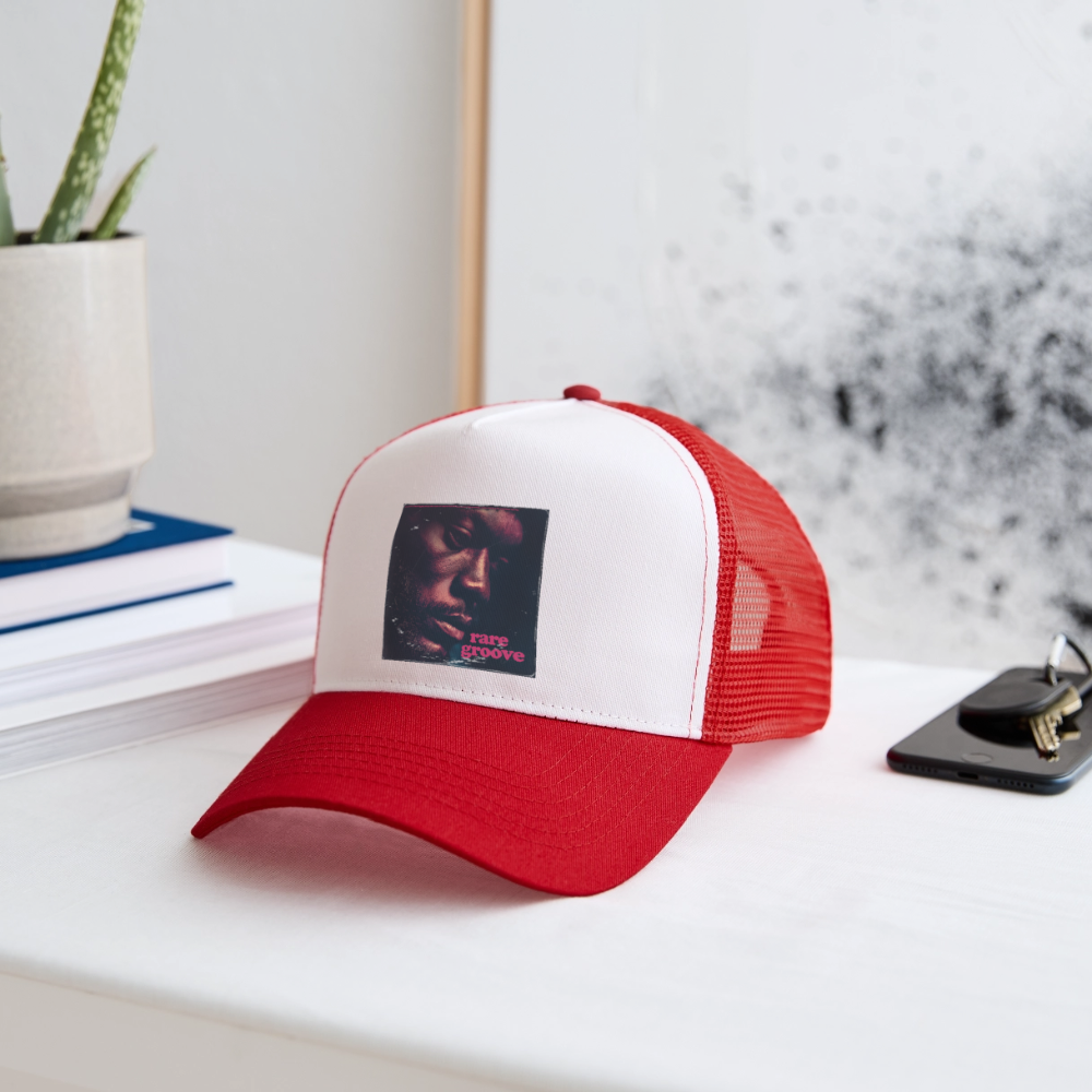 Groove Dust, Trucker Cap - vit/röd