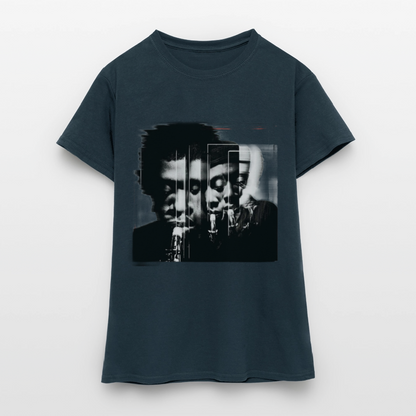 Between Breaths, T-shirt dam - marinblå