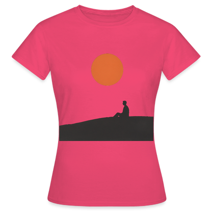 Under the sun, T-shirt dam - azalea